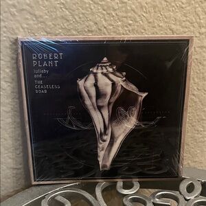 Robert Plant CD “Lullaby And… The Ceaseless Roar” NEW